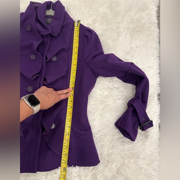 BCBGMAXAZRIA Women Wool and Cashmere  Ruffled Purple Short Coat - Picture 8 of 8